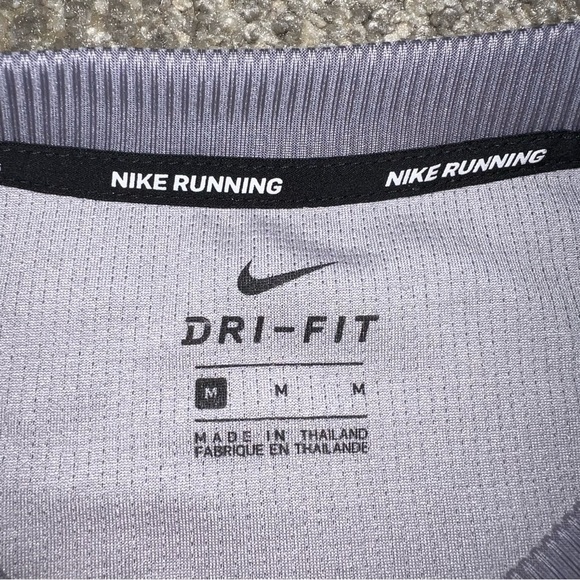 Nike - Long Sleeve Drifit Gray Tee - Medium - Picture 4 of 5